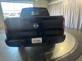 Nissan Frontier 2026 4x4 SV 4dr Crew Cab 5 ft. SB