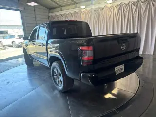 Nissan Frontier 2026 4x4 SV 4dr Crew Cab 5 ft. SB