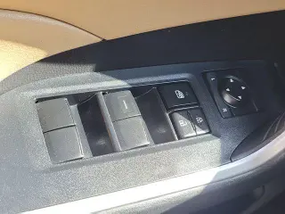 Toyota RAV4 2022 AWD LE 4p SUV