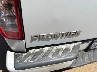 Nissan Frontier 2017 4x2 S 4dr King Cab 6.1 ft. SB 5M