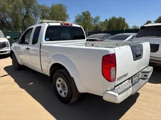 Nissan Frontier 2017 4x2 S 4dr King Cab 6.1 ft. SB 5M