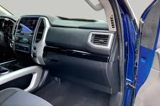 Nissan Titan 2021 4x2 SV 4dr Crew Cab 5.6 ft. SB