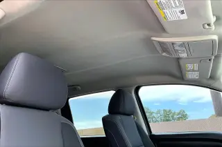 Nissan Titan 2021 4x2 SV 4dr Crew Cab 5.6 ft. SB