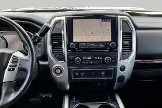 Nissan Titan 2021 4x2 SV 4dr Crew Cab 5.6 ft. SB