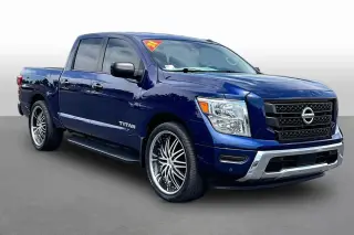 Nissan Titan 2021 4x2 SV 4dr Crew Cab 5.6 ft. SB