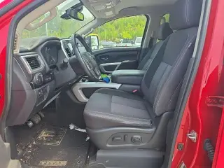 Nissan Titan 2021 4x2 SV 4dr Crew Cab 5.6 ft. SB