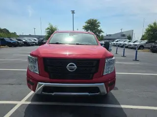 Nissan Titan 2021 4x2 SV 4dr Crew Cab 5.6 ft. SB