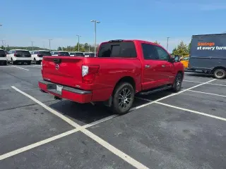 Nissan Titan 2021 4x2 SV 4dr Crew Cab 5.6 ft. SB