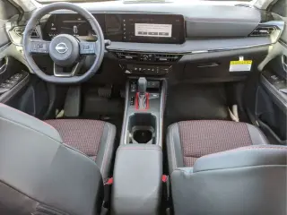 Nissan Kicks 2025 AWD SR 4dr Crossover