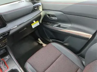 Nissan Kicks 2025 AWD SR 4dr Crossover