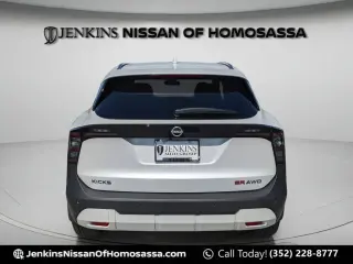 Nissan Kicks 2025 AWD SR 4dr Crossover