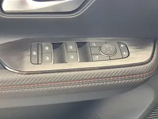 Nissan Kicks 2025 SR 4dr Crossover