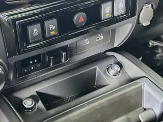 Nissan Titan 2021 4x4 PRO-4X 4p Crew Cab 5.6 ft. SB