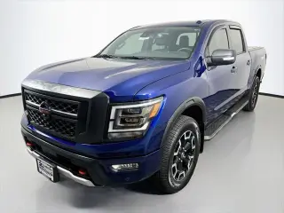Nissan Titan 2021 4x4 PRO-4X 4p Crew Cab 5.6 ft. SB