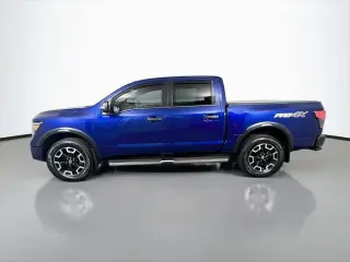 Nissan Titan 2021 4x4 PRO-4X 4p Crew Cab 5.6 ft. SB