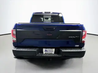 Nissan Titan 2021 4x4 PRO-4X 4p Crew Cab 5.6 ft. SB