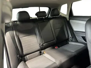 Volkswagen Taos 2023 AWD SE 4Motion 4p SUV