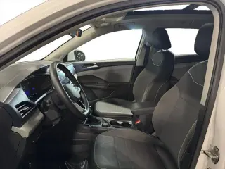 Volkswagen Taos 2023 AWD SE 4Motion 4p SUV