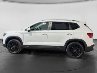 Volkswagen Taos 2023 AWD SE 4Motion 4p SUV