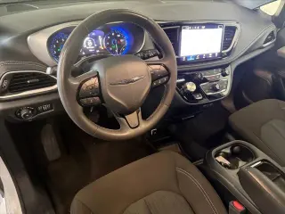 Chrysler Pacifica 2024 Touring 4dr Mini-Van