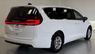 Chrysler Pacifica 2024 Touring 4dr Mini-Van