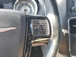 Chrysler Town and Country 2014 Touring-L 4dr Mini-Van