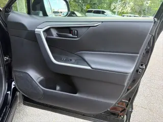Toyota RAV4 2025 LE 4dr SUV