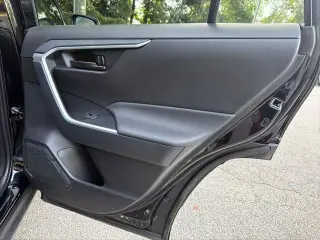 Toyota RAV4 2025 LE 4dr SUV
