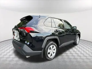 Toyota RAV4 2025 LE 4dr SUV