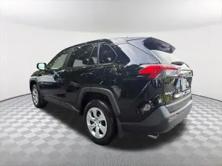 Toyota RAV4 2025 LE 4dr SUV