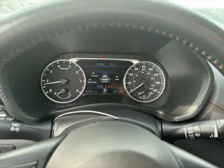 Nissan Sentra 2024 SR 4dr Sedán