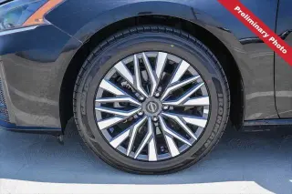 Nissan Altima 2025 2.5 SV 4dr Sedan