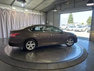 Nissan Altima 2015 2.5 SV 4dr Sedan