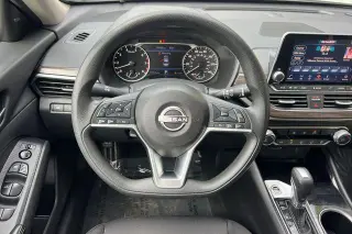 Nissan Altima 2024 2.5 SV 4dr Sedán