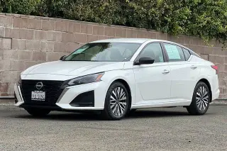 Nissan Altima 2024 2.5 SV 4dr Sedán