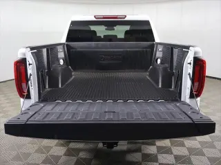 GMC Sierra 1500 2025 4x4 SLT 4dr Crew Cab 5.8 ft. SB