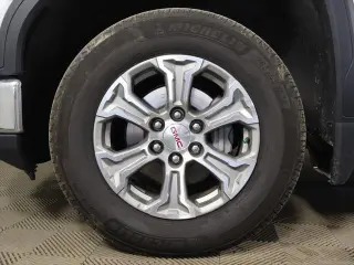 GMC Sierra 1500 2025 4x4 SLT 4dr Crew Cab 5.8 ft. SB