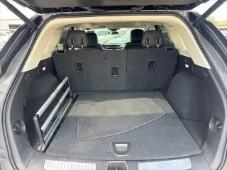 SUV de lujo Cadillac XT5 2019, 4 puertas