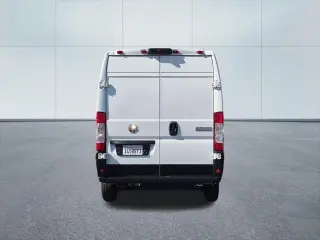 Ram ProMaster 2025 Tradesman 2500 159 WB 3dr High Roof Cargo Van sin asiento del pasajero
