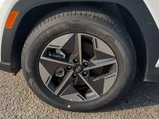 Hyundai TUCSON 2025 SEL SUV 4 puertas