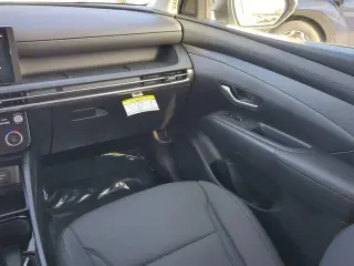 Hyundai TUCSON 2025 SEL SUV 4 puertas