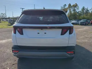 Hyundai TUCSON 2025 SEL SUV 4 puertas