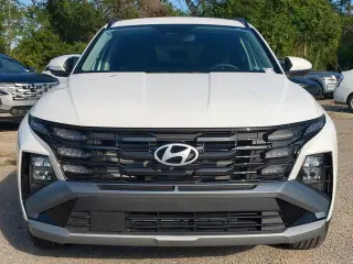 Hyundai TUCSON 2025 SEL SUV 4 puertas