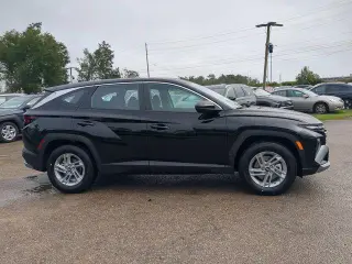 Hundai TUCSON 2025 SE 4dr SUV