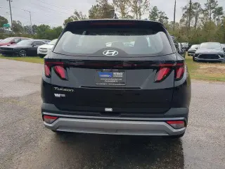 Hundai TUCSON 2025 SE 4dr SUV