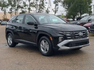 Hyundai TUCSON 2025 SE 4dr SUV