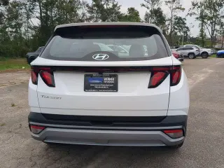 Hyundai TUCSON 2025 SE 4dr SUV