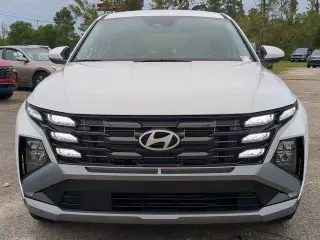 Hyundai TUCSON 2025 SE 4dr SUV
