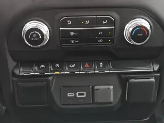 GMC Sierra 1500 2025 4x4 Pro 4dr Cabina de Crew 6.6 ft. SB