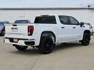 GMC Sierra 1500 2025 4x4 Pro 4dr Cabina de Crew 6.6 ft. SB